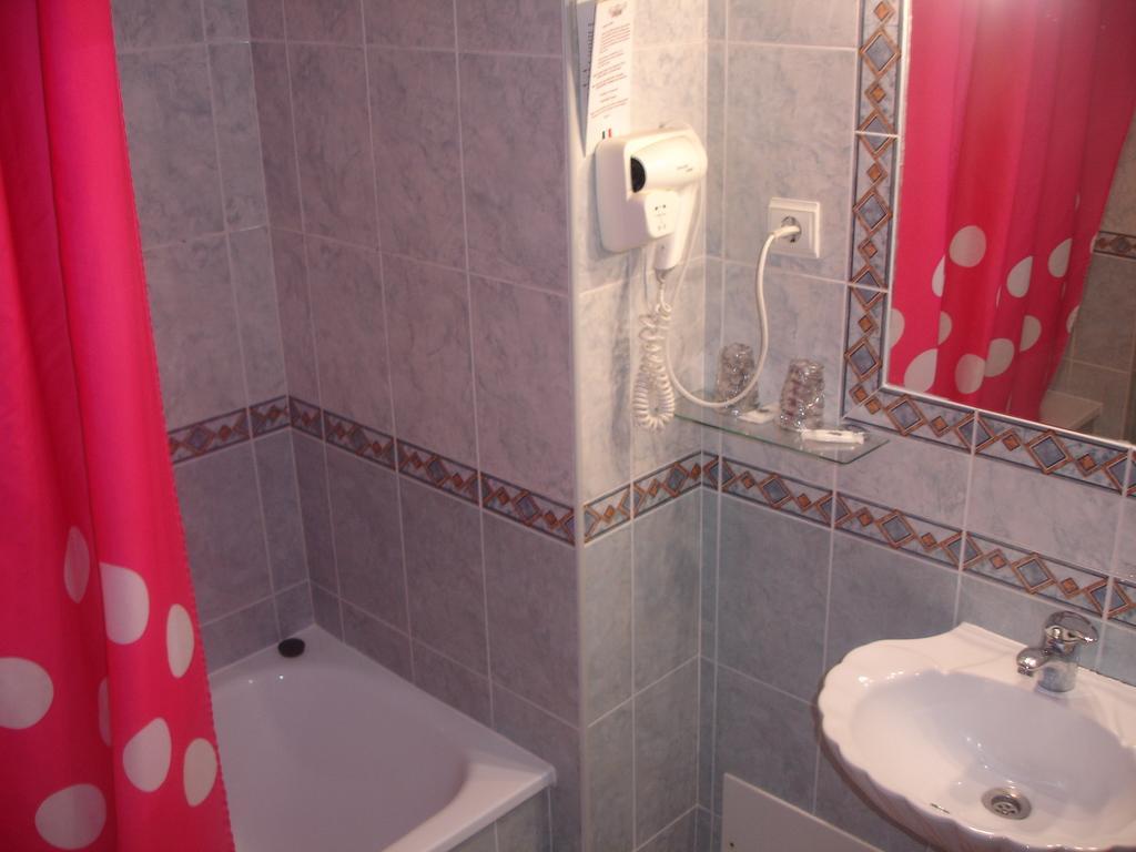 Hotel Pensao Residencial Roma à Lisboa Chambre photo